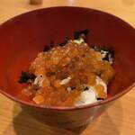 日本料理 たかむら - イクラご飯。朝どれのイクラを、ササニシキとコシヒカリをブレンドした炊きたてご飯にのせて。