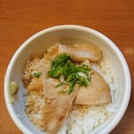 総本家しなとら - 炙り豚トロ丼