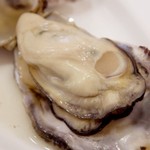 オイスターガーデン - 牡蠣の蒸し焼き