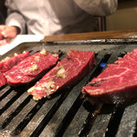 あか牛焼肉専門 和牛一頭流 肉萬 - 