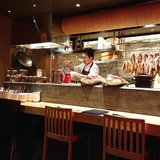 銀座 やまの辺 厨房 CHUFANG_2