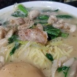 塩そば専門店 桑ばら - 春菊と鶏の鶏煮込みそば