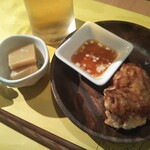 Sushi Chuugokuryouri Fukurokuju - お通しに布袋のザンギ。