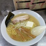 ラーメン鶏豚 - 