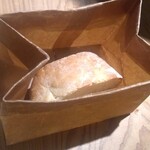 ビストロラドレ - パン