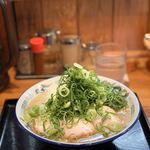 中華蕎麦 春馬 - 朝ラーセット（普）700円と九条ねぎTP100円