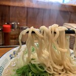 中華蕎麦 春馬 - 麺リフト⤴️