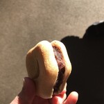 美貴もなか柳屋本舗 - スッキリした甘さの粒あんがたっぷりです♡