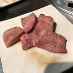 焼肉 金山商店 - 