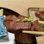日本焼肉はせ川 - 山葵を乗せてレモン塩で