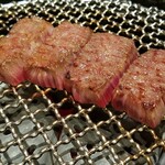 日本焼肉はせ川 - 上品な脂のりの極上ハラミ