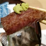 日本焼肉はせ川 - ざぶとん　山葵を乗せて藻塩で