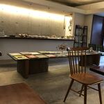 Kafe Resute Rai Oshino - 店内