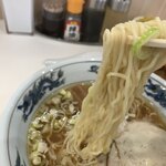 餃子飯店 カネコ - 中細麺