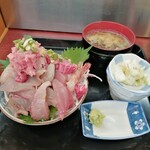 喜多亭 - まかない丼　1000円