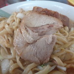 ラーメン二郎 - 一個目