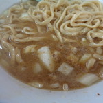 ラーメン二郎 - たまねぎとカレーは鉄板