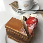 ブラッスリー・バーゼル - ＋¥300でこのデザートがいただけます。