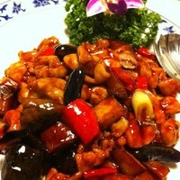 横浜中華街 重慶飯店 本館 - 阿波尾鶏肉の唐辛子炒め