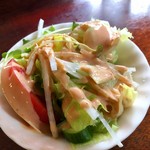 サンピエール - ♪サラダもボリューミー