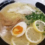 運命を変える拉麺屋 丹心 - 塩レモンワンタン麺