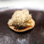 オルグイユ - 菊芋とトリュフのガレット