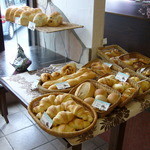 ベーカリーレストラン ヤシマ - パンはテイクアウトもあります