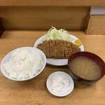 とんかつ　いちよし - ロースかつ定食('19/11/23)