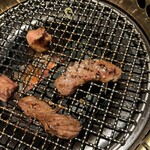 米沢牛・炭火焼肉 さか野 - 食べたらワオ叙々苑。