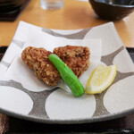 満珠荘 - ふく唐揚げ