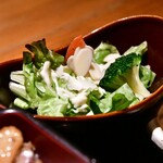 新宿 今井屋本店 - 【比内地鶏 焼き鳥重@2,100円】サラダ