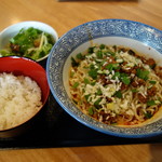 Shisentaishuu Haowaru - 汁なし担々麺700円