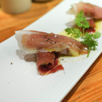 Sumiyaki Yoshi Chou - アボガド肉巻き20か月熟成生ハム巻き