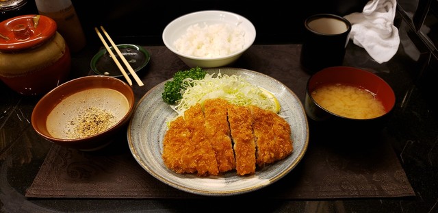 世野新 - 大崎広小路/とんかつ | 食べログ