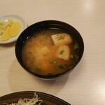 かつれつ亭  - ひとくちかつ定食(味噌汁)