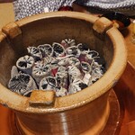 江戸三 - ガスでも電気でもなく、炭♪