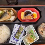 朝定食　680円