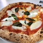 Pizzeria Antimo - マルゲリータSTG【料理】