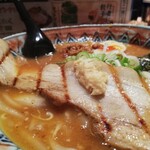 弟子屈ラーメン - 焼豚味噌ラーメン￥980　ホリゾンタルアングル