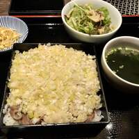 焼肉GROW - 重箱の蓋を開けると