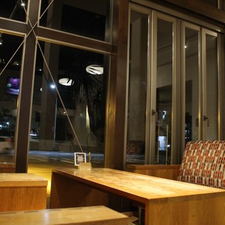 [2 to 4 people] Location ◎ Perfect atmosphere for a girls' night out or a date.