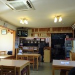 白神飯店 - 店内①