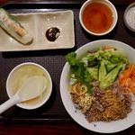 Chaohanoi - ブン・ボー・チョン・セット（チャオハノイ特製ビーフンセット）　900円