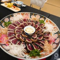 得月楼 - 分厚いタタキがギッシリ！