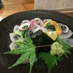 居酒屋 まんぼう - カワハギの薄造り