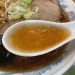 金ちゃんラーメン - スープ