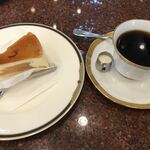 ワールドコーヒーショップ - ケーキセット