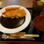 さくら亭 - 黒カツカレー　900円