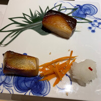 上野 榮 - 