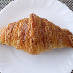120379881 - 発酵バターのクロワッサン(¥270)
